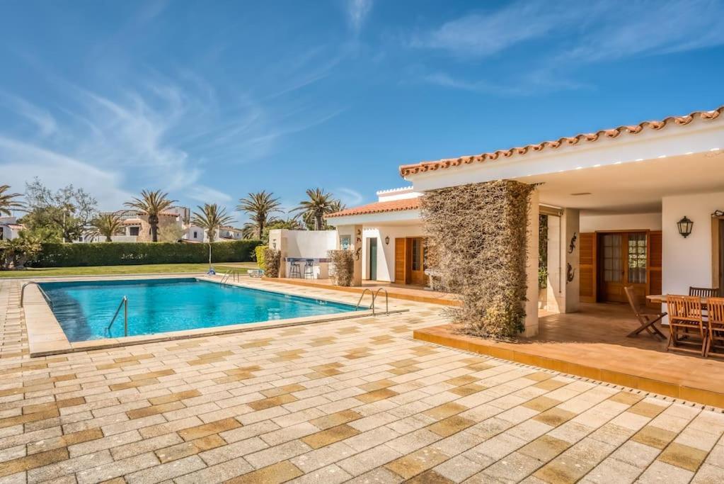 La Calma Espectacular Villa Con Jardin Y Piscina En Menorca S'Algar Exterior photo